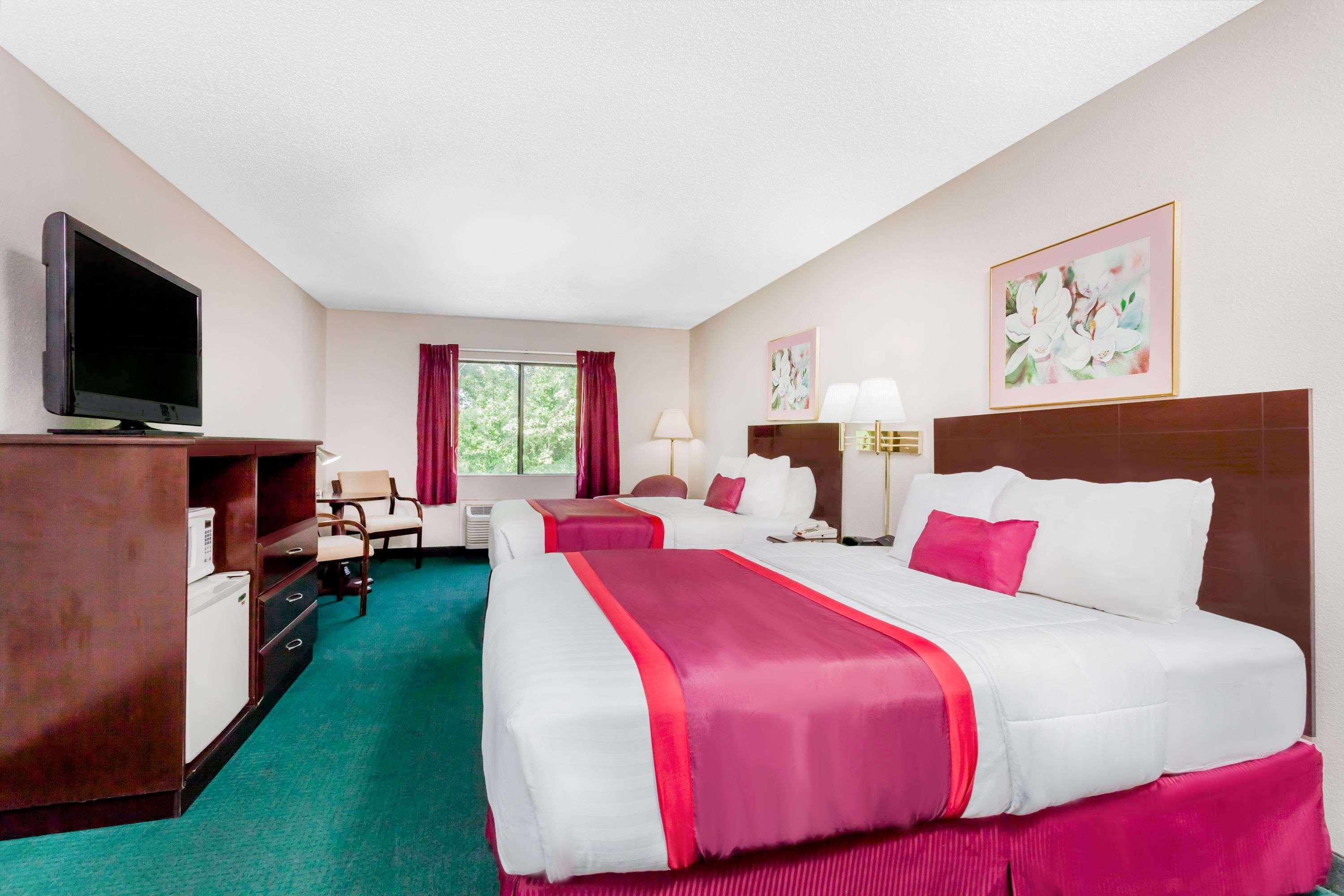 Hotel Ramada Worldwide Tell City Exterior foto