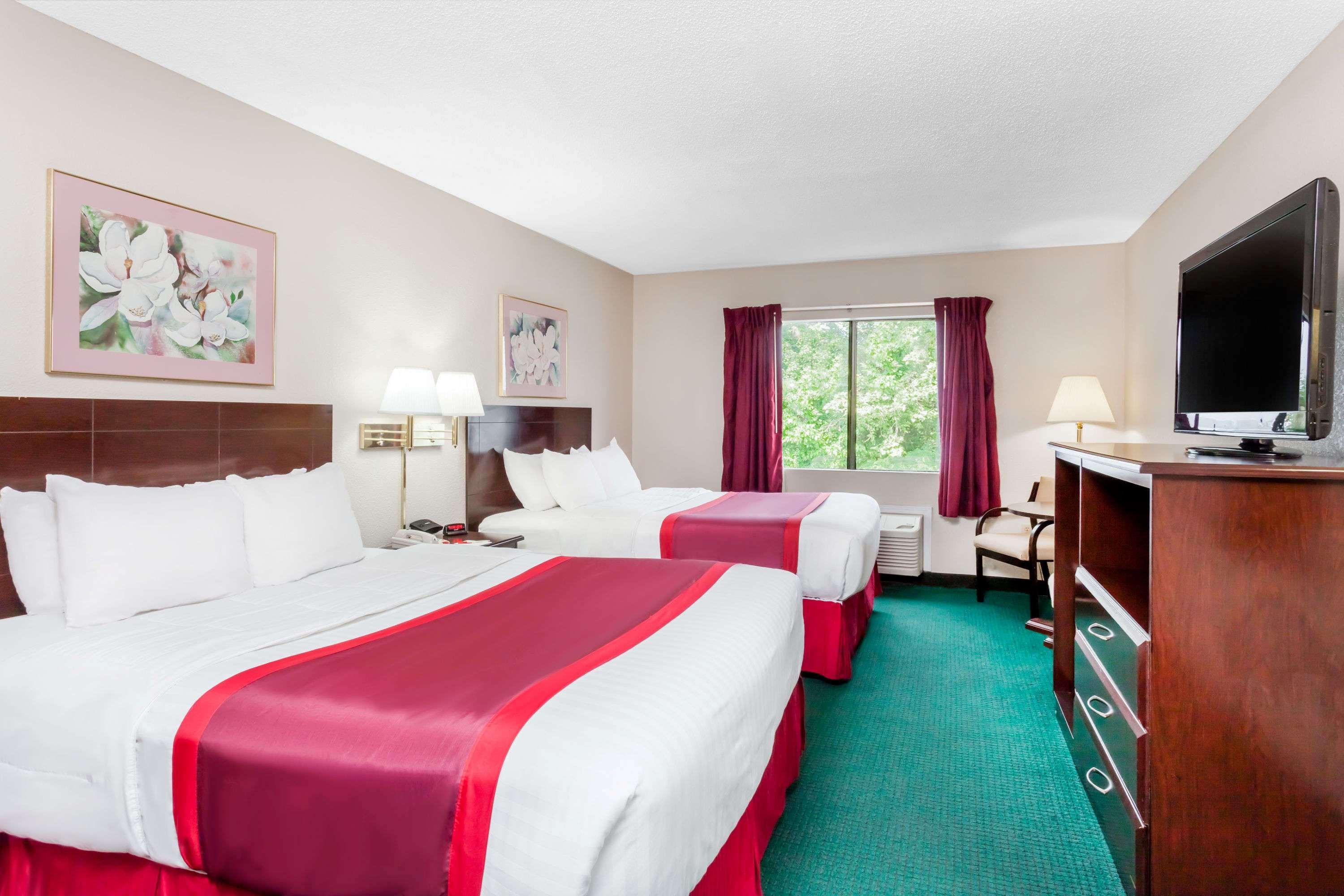 Hotel Ramada Worldwide Tell City Exterior foto